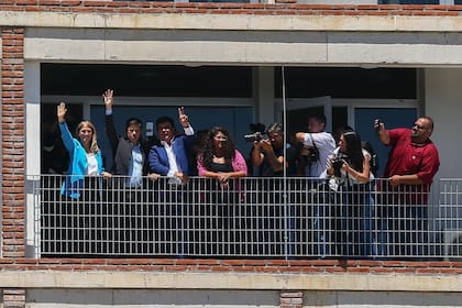 El gobernador Axel Kicillof entregó viviendas en La Matanza