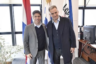 Kicillof se reunió en Montevideo con el presidente de Uruguay