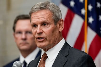 El gobernador Bill Lee