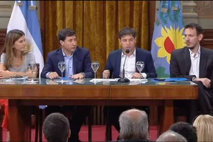 El gobernador bonaerense aseguró en el lanzamiento del plan que "la prioridad es el hambre"