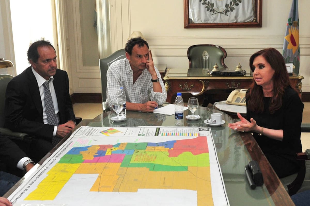 El gobernador, Daniel Scioli, se reunió con Cristina Kirchner para hablar sobre la tragedia de las inundaciones