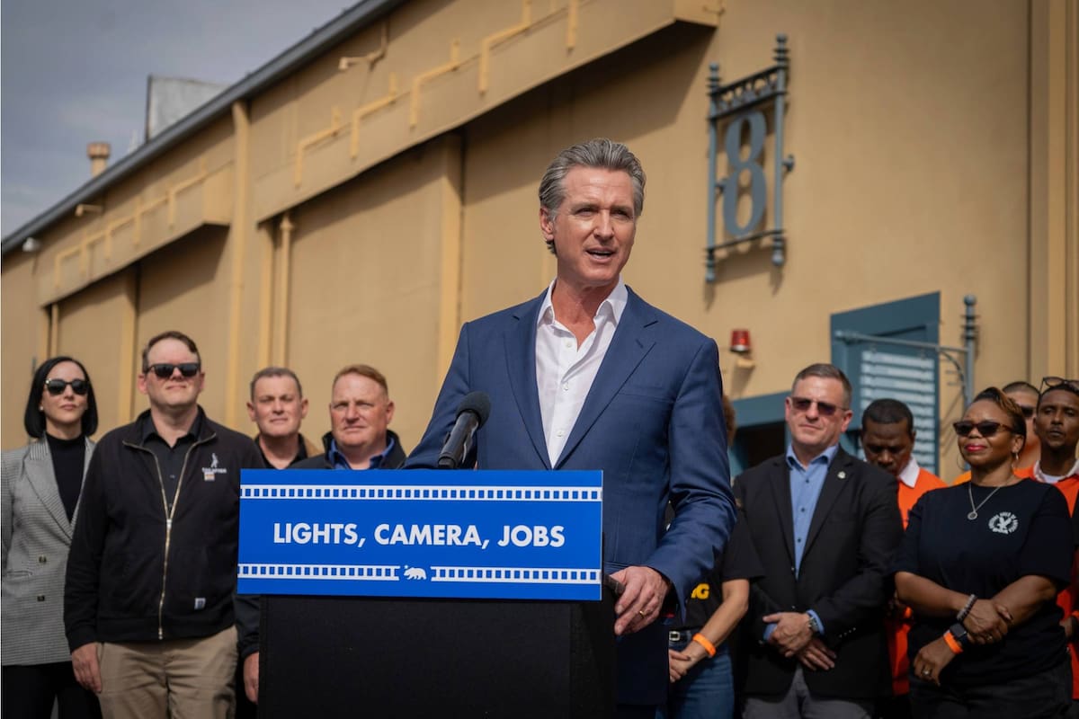 El gobernador de California anunció nuevas medidas que favorecen a los trabajadores del estado