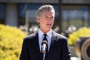 El gobernador de California criticó al Departamento de Salud por proporcionar información sobre beneficiarios de Medicaid