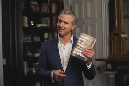 El gobernador de California, Gavin Newsom, publicará su autobiografía a principios de 2026