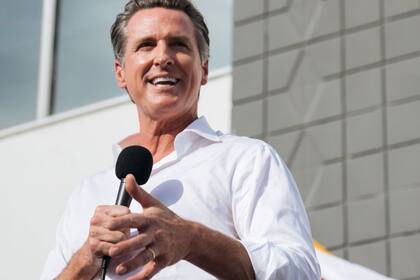 El gobernador de California, Gavin Newsom, no podrá buscar la reelección en 2026 debido a las restricciones de mandato