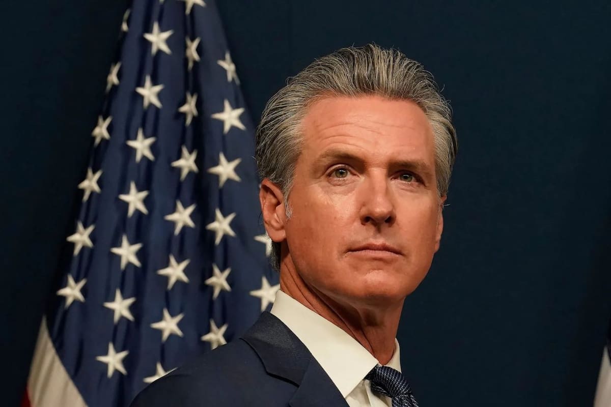 El gobernador de California tiene como objetivo contrarrestar los cambios partidistas hechos en estados como Texas y Missouri