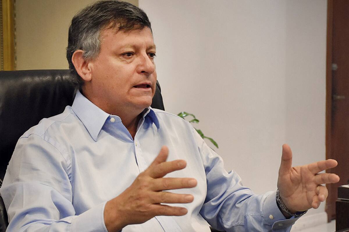 El gobernador de Chaco dice estar cerca de un acuerdo con el kirchnerismo en su provincia; cree que Lavagna será candidato y que debería aceptar una PASO para competir por Alternativa Federal