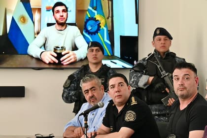 El gobernador de Chubut, Ignacio Torres, compartió el informe sobre los operativos brindado por la policía provincial