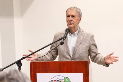 El gobernador de Córdoba, Juan Schiaretti, no puede reelegir y los votantes de la provincia deberán encontrarle un sucesor