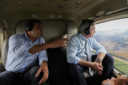 El gobernador de Corrientes, Gustavo Valdés, y el presidente Alberto Fernández recorrieron las zonas afectadas por los incendios