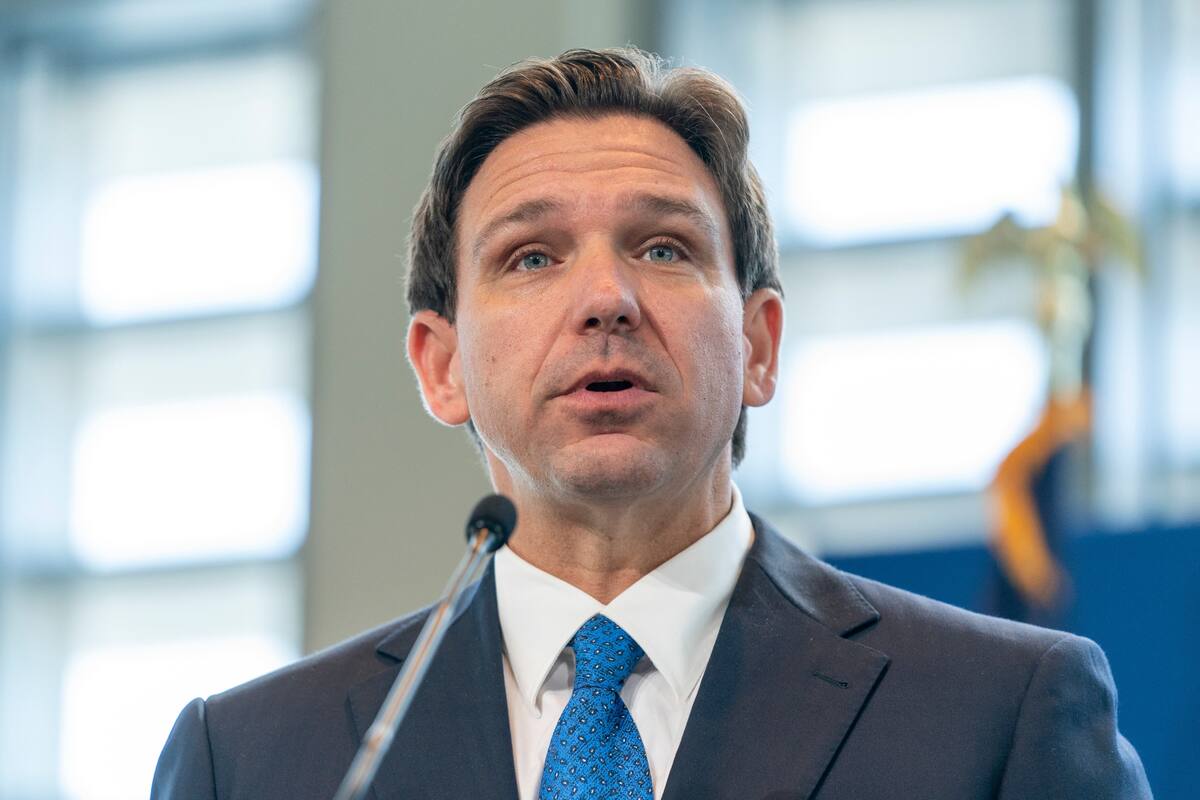 El gobernador de Florida, Ron DeSantis, decretó nuevos feriados para trabajadores estatales