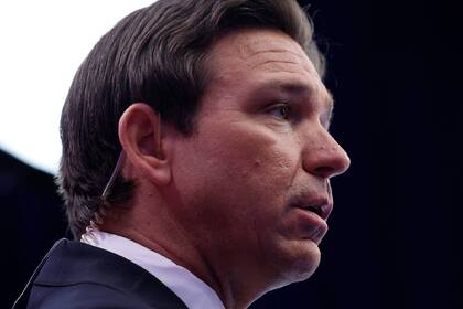 El gobernador de Florida, Ron DeSantis, impulsó la creación de un gran jurado