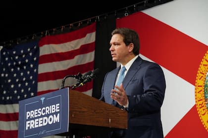 El gobernador de Florida, Ron DeSantis, lanzó varias iniciativas que impactan directamente a la comunidad LGBTQ+