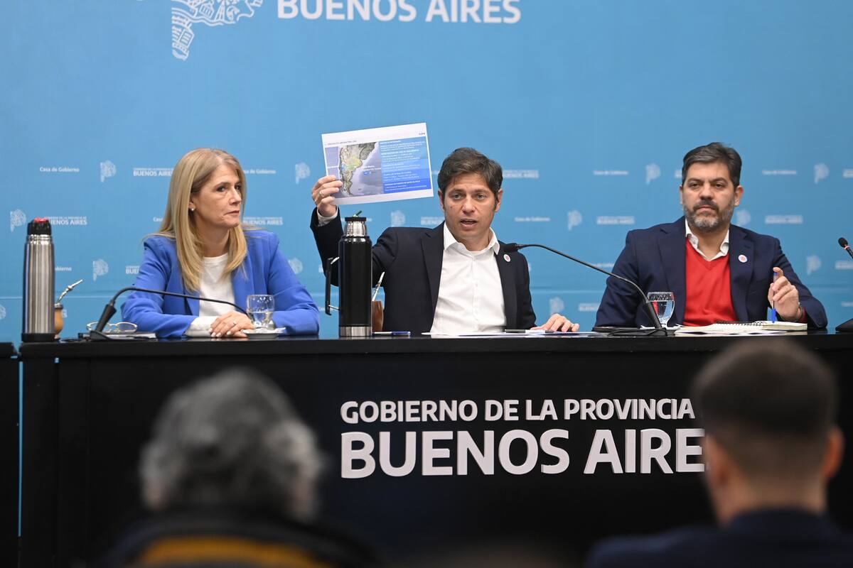El gobernador de la provincia de Buenos Aires, Axel Kicillof, expresó sus críticas a la decisión de instalar la planta de GNL en Río Negro
