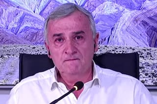 Morales se puso a llorar cuando le preguntaron si iba a hacerse un ADN ante las versiones de supuesta infidelidad