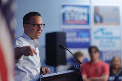 El gobernador de Pensilvania, Josh Shapiro