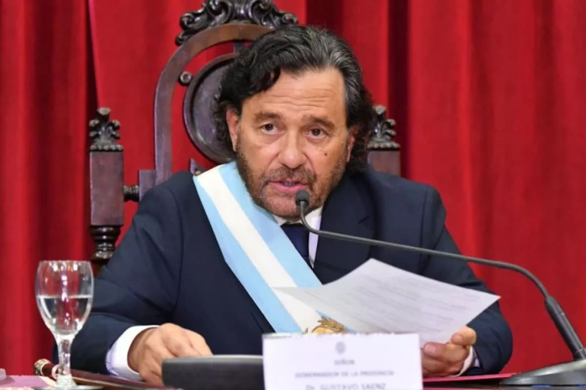 El gobernador de Salta, Gustavo Sáenz dijo que el peronismo "tiene que ser de centro"