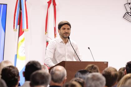 El gobernador de Santa Fe, Maximiliano Pullaro, fue uno de los anfitriones de la cumbre de intendentes de la UCR