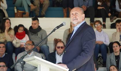 El gobernador de Santa Fe, Omar Perotti, no tiene posibilidad de reelección y debe definir a quién apoyará en el Frente de Todos para su sucesión
