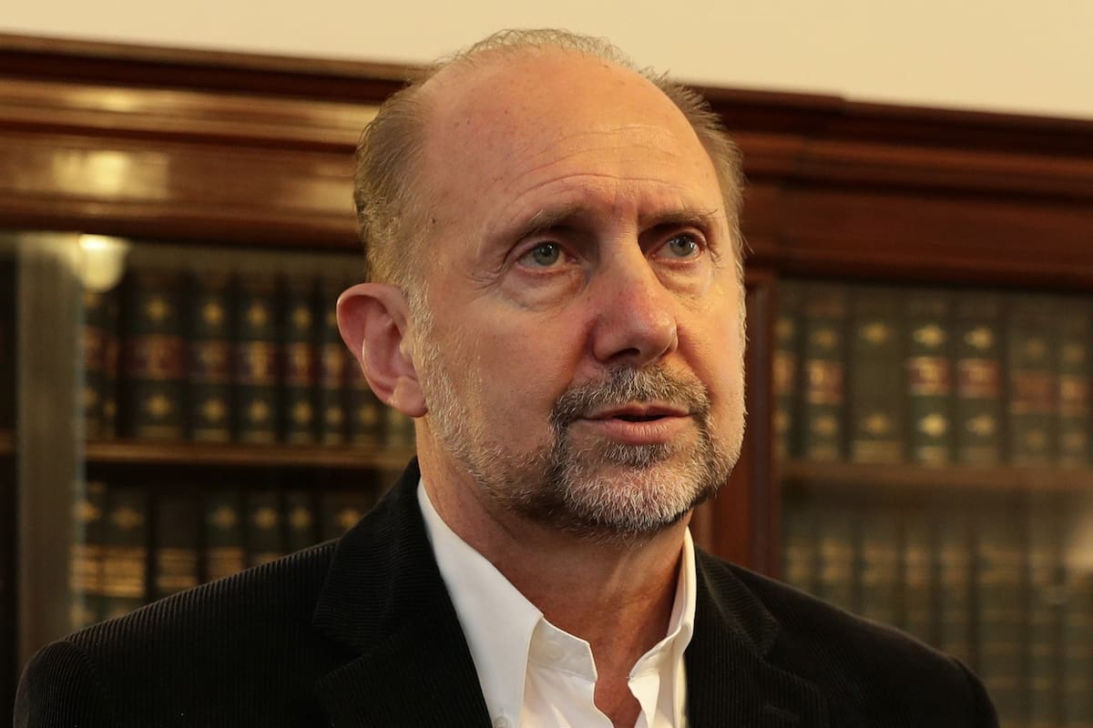 El gobernador de Santa Fe, Omar Perotti, se pronunció en contra del cepo en mayo pasado