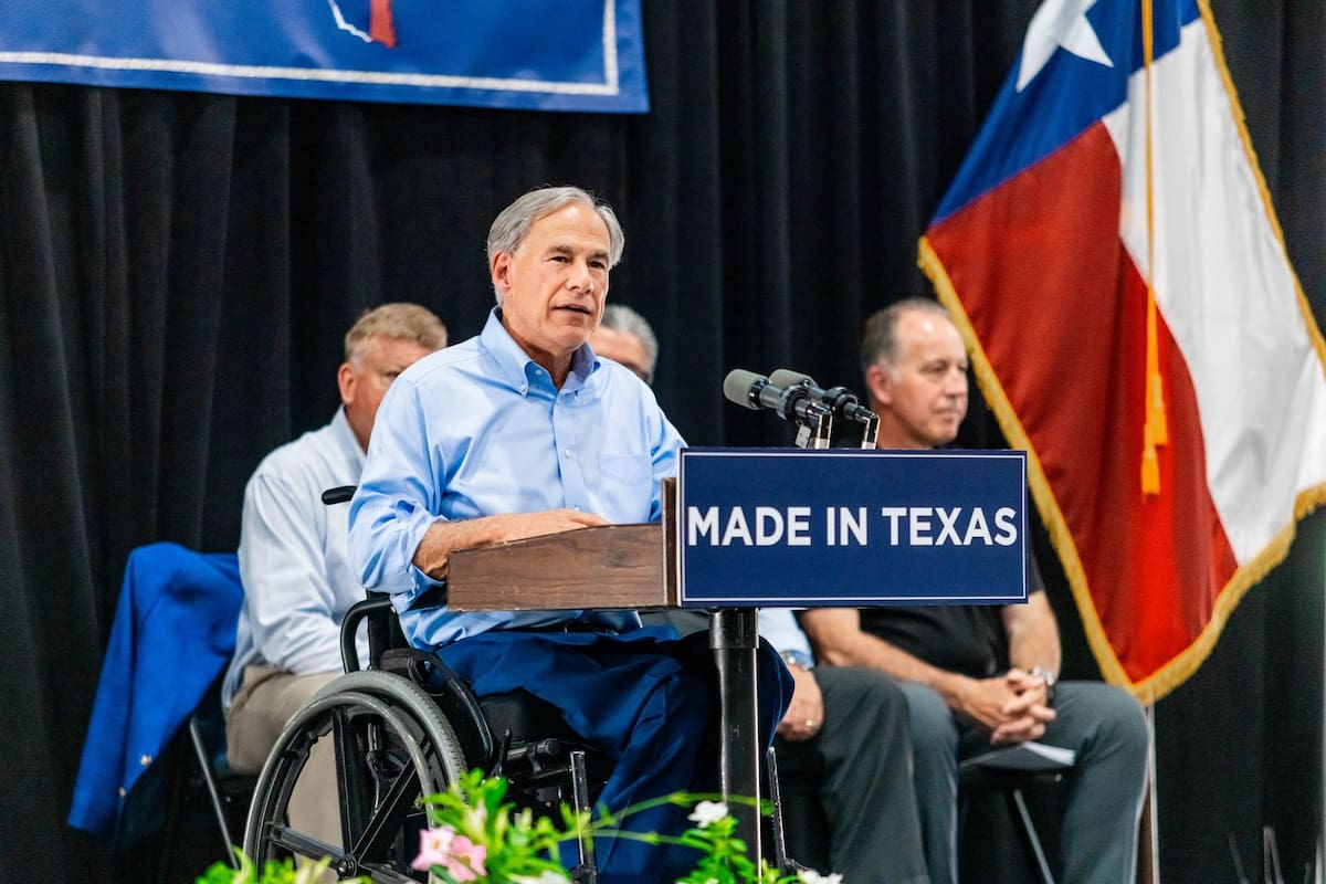 El gobernador de Texas siempre se mostró en contra de las decisiones de Joe Biden