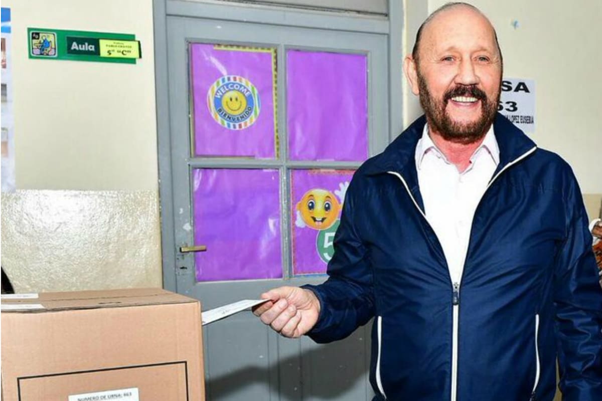 El gobernador formoseño emitió su voto en su pueblo, Laguna Blanca