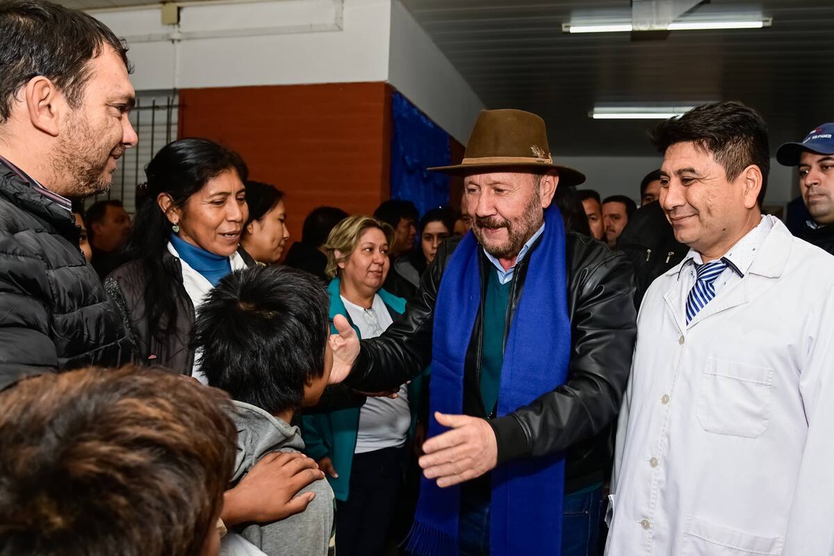 El gobernador Gildo Insfrán, en la localidad de Potrillo