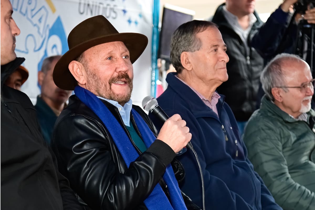 El gobernador Gildo Insfrán, en la localidad de Potrillo