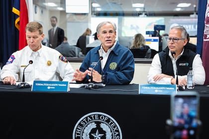 El gobernador Greg Abbott dijo que continuará con la política de seguridad fronteriza