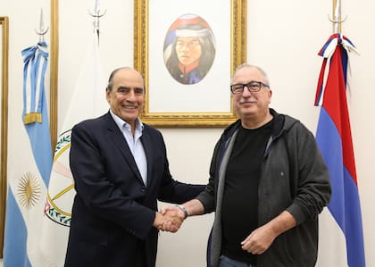 El gobernador Hugo Passalacqua con ministro del Interior, Guillermo Francos