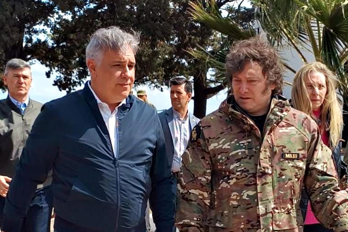 El gobernador Martín Llaryora, junto a Javier y Karina Milei, durante la última visita del Presidente a Córdoba