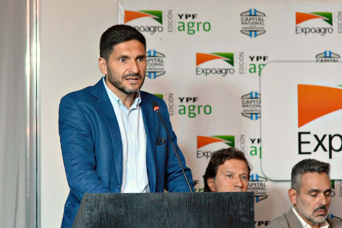 El gobernador Maximiliano Pullaro