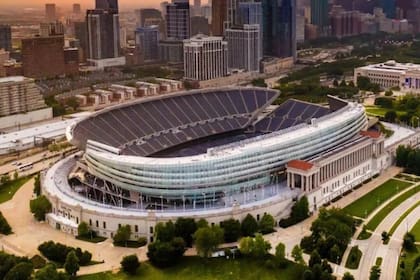 El gobernador Pritzker afirmó que el estado busca crear condiciones para que el estadio se construya en Arlington Heights