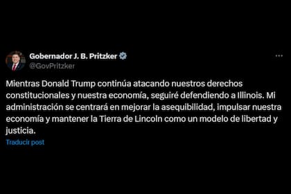 El gobernador Pritzker denunció que las decisiones de la Casa Blanca perjudican el crecimiento económico y social del estado