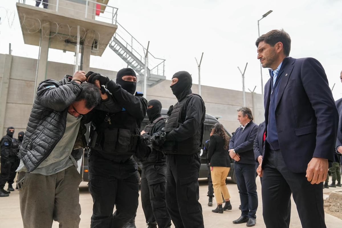 El gobernador Pullaro encabezó el operativo