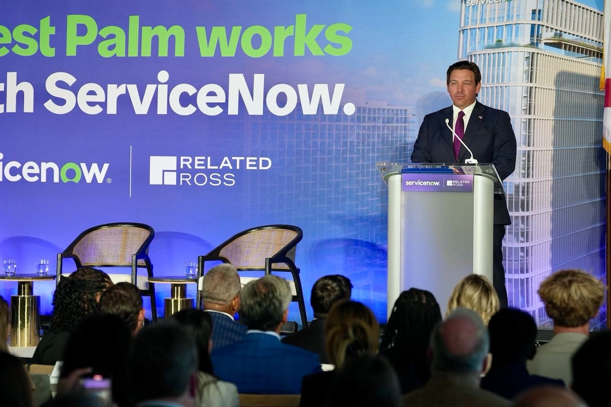 El gobernador Ron DeSantis anunció una nueva planta de ServiceNow que ofrecerá 850 nuevos puestos de trabajo en Palm Beach