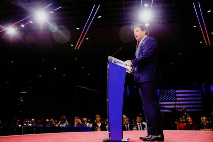El gobernador Ron DeSantis, en el Conservative Political Action Conference en Orlando, Forida. (Scott McIntyre/The New York Times)