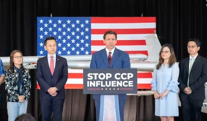 El gobernador Ron DeSantis firmó la Ley SB-264 en mayo de este año; entró en vigor en julio