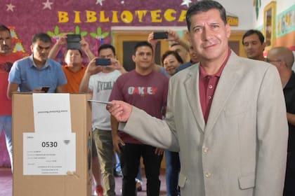 El gobernador Sergio Casas busca habilitar la re-reelección