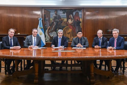 El gobernador Vidal en Economía