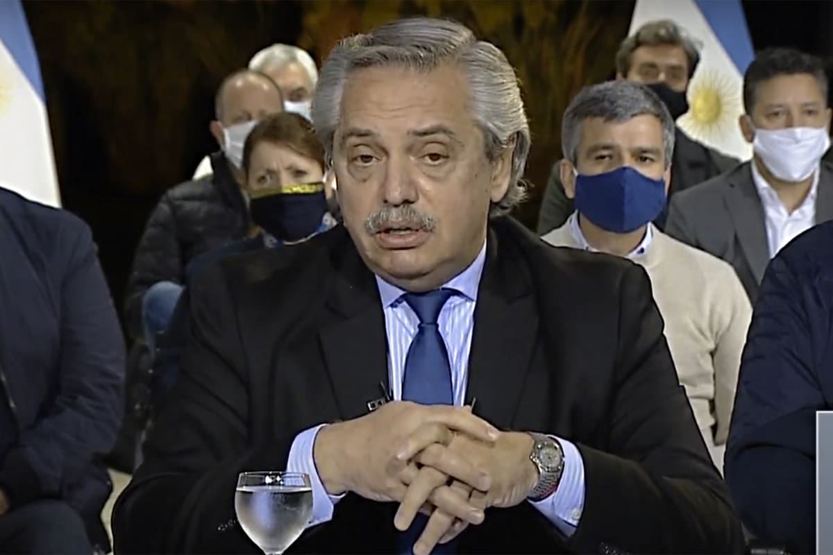 El Gobierno auxiliará económicamente a Axel Kicillof con más partidas para ayudarlo a resolver el conflicto con la Policía bonaerense