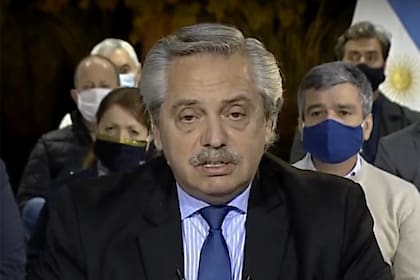 El Gobierno auxiliará económicamente a Axel Kicillof con más partidas para ayudarlo a resolver el conflicto con la Policía Bonaerense.