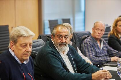 El Gobierno busca que las obras sociales dejen de ser intermediarios entre los afiliados y las prepagas.