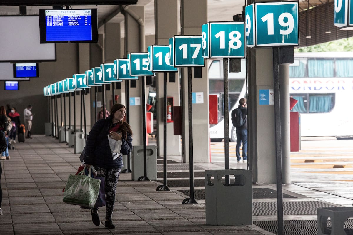 El Gobierno convoca una licitación privada para remodelar la terminal de Retiro