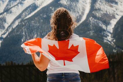 El gobierno de Canadá anunció nuevos programas piloto para apoyar a los cuidadores