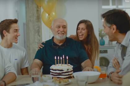 El gobierno de Canarias produjo un spot publicitario con imágenes fuertes sobre el coronavirus.
