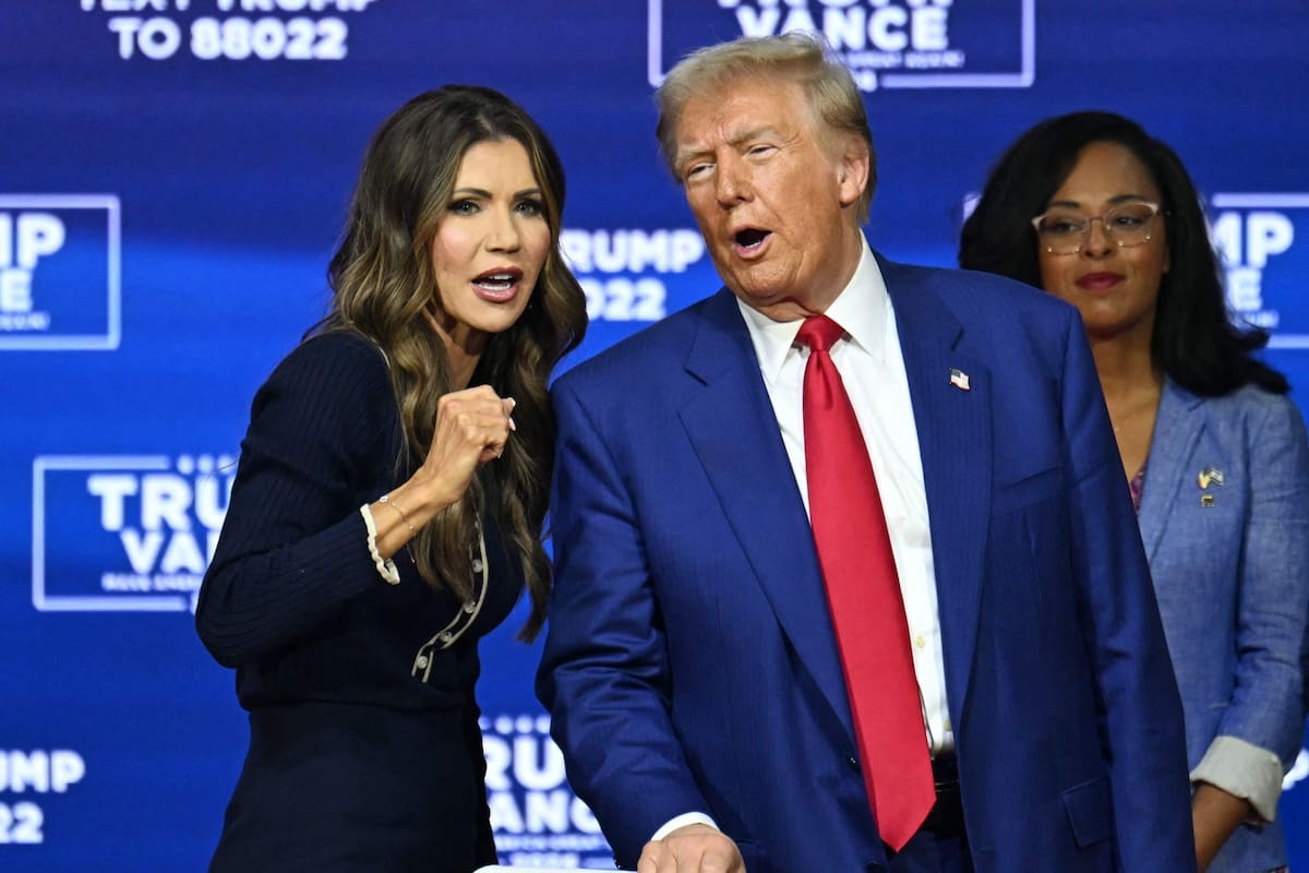El gobierno de Donald Trump, con Kristi Noem a la cabeza del DHS, aseguró en reiteradas ocasiones que los migrantes objetivo de las redadas eran aquellos que cometieron crímenes en EE.UU.