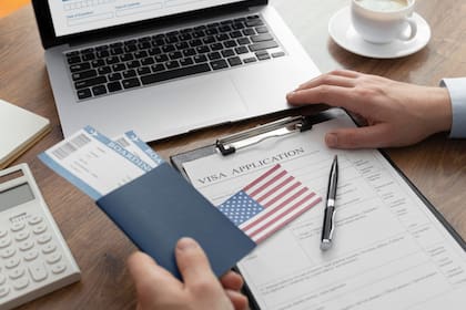 El gobierno de EE.UU. anunció la suspensión de la emisión de visas bajo el programa de diversidad a días del cierre del DV-26
