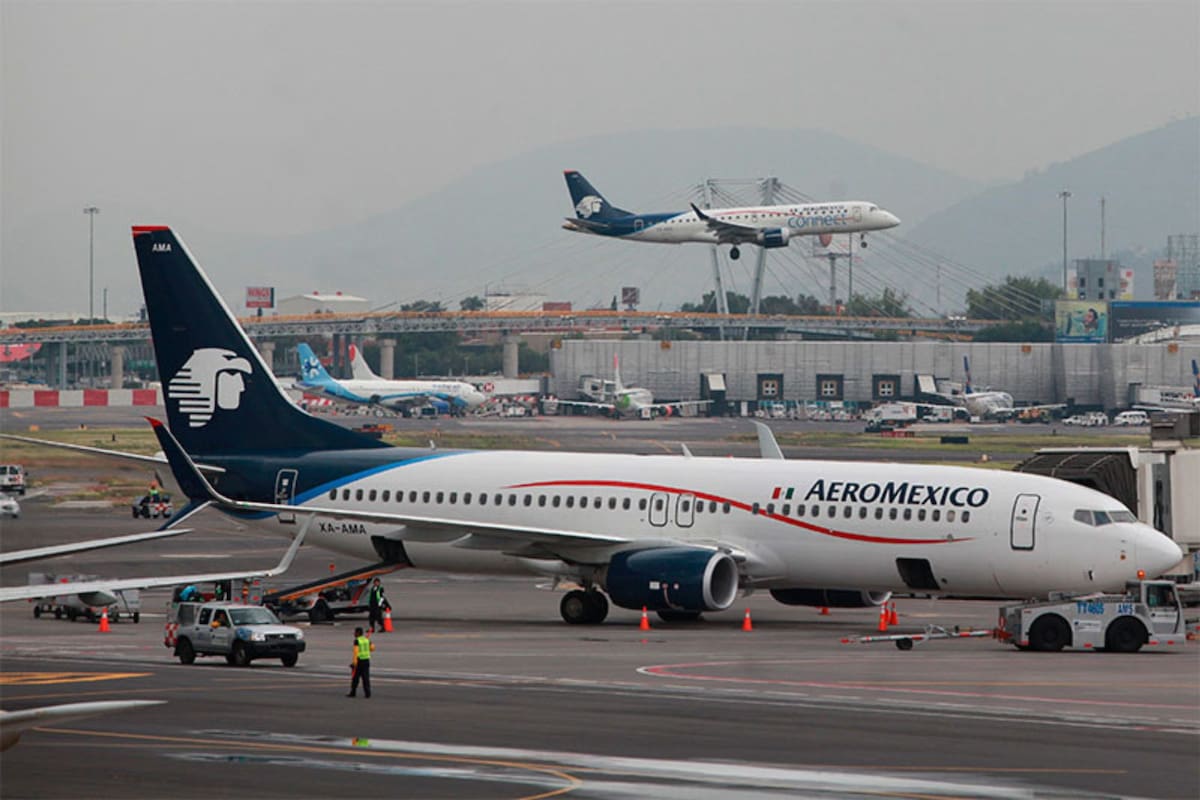 El gobierno de Estados Unidos advierte de la posible suspensión de vuelos procedentes de México por incumplir un acuerdo