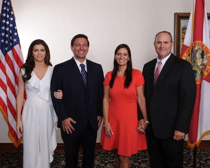 El gobierno de Florida es liderado por DeSantis y Núñez